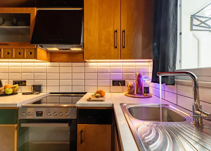 Mimosa Urban Habitation Apartment